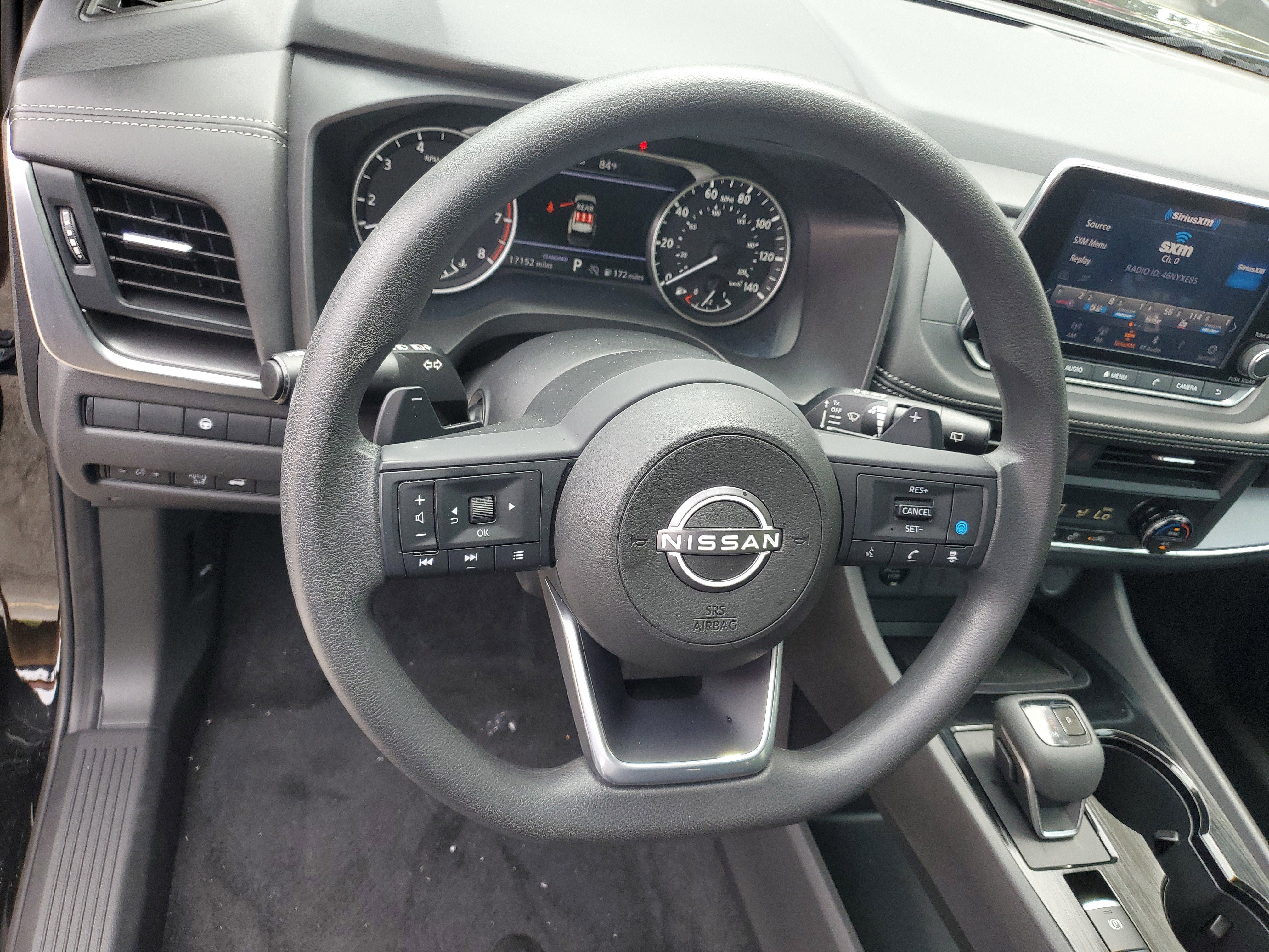 Used 2024 Nissan Rogue SV image 18