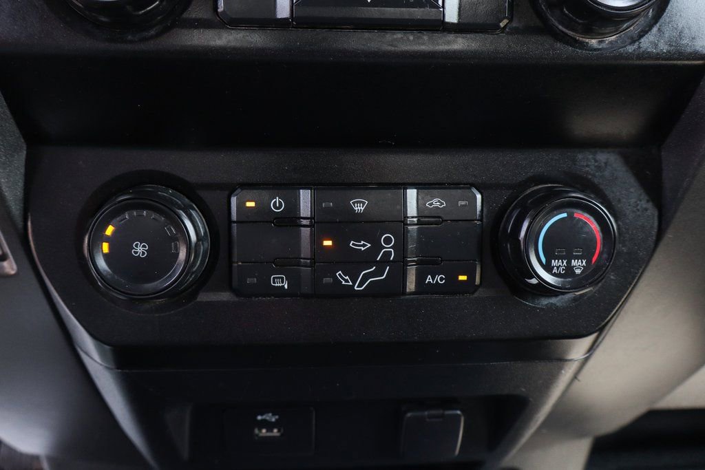 Used 2020 Ford F350 XL w/ Power Equipment Group image 36