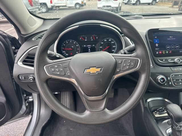 Used 2025 Chevrolet Malibu LT FWD image 12
