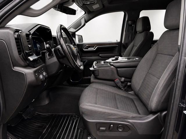 Used 2023 Chevrolet Silverado 1500 LT AWD/4WD image 13