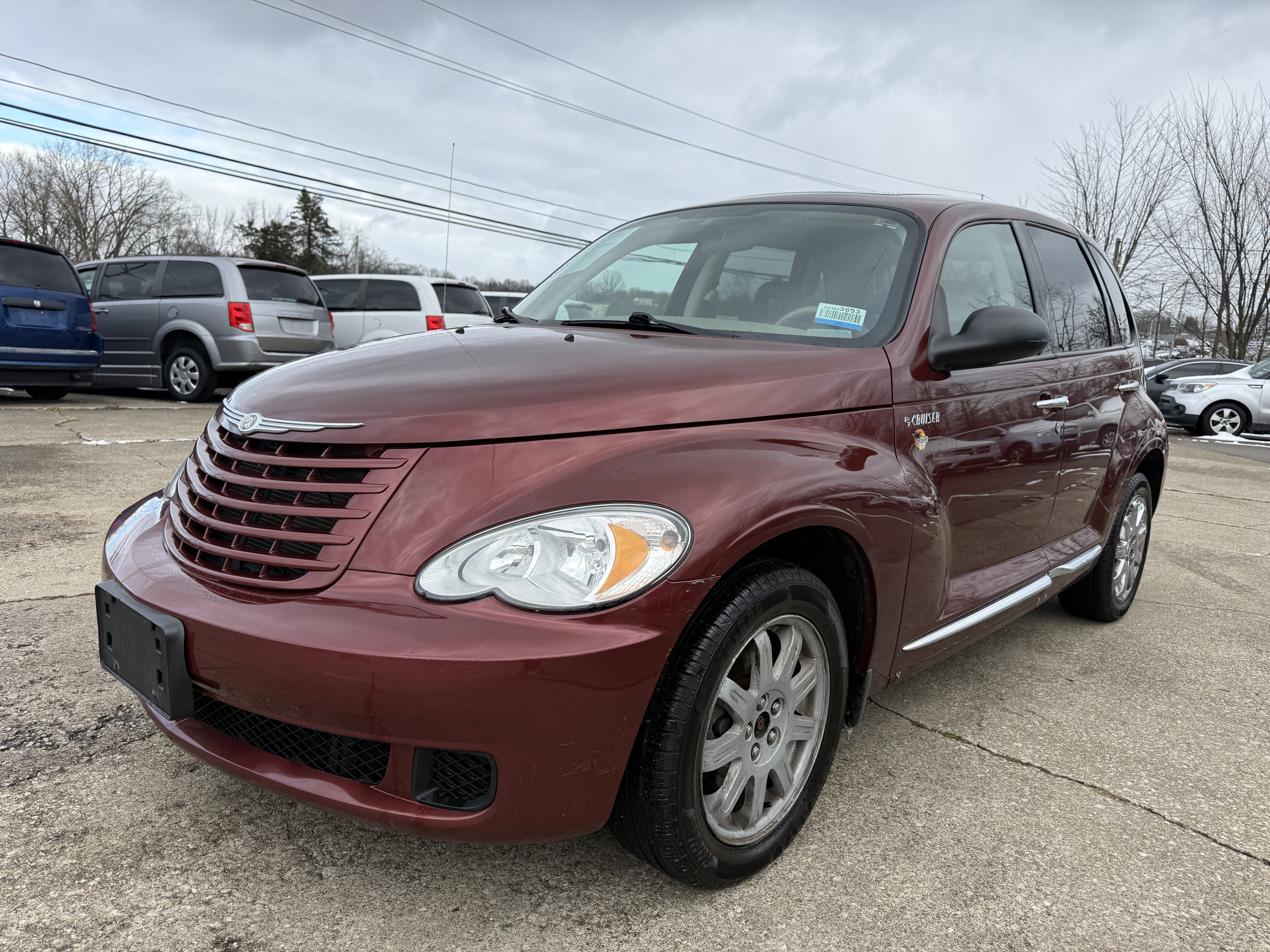 Used 2008 Chrysler PT Cruiser FWD image 1