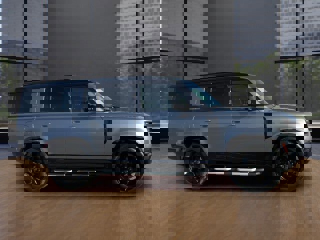 Used 2023 Land Rover Defender 130 X-Dynamic SE image 6