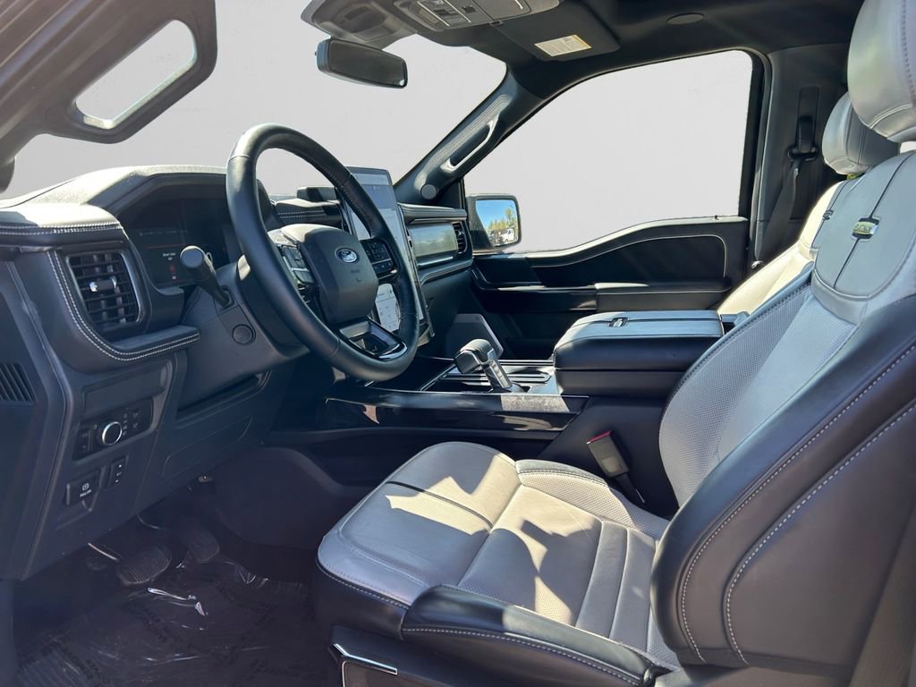 Used 2025 Ford F150 Lightning Platinum AWD/4WD image 11