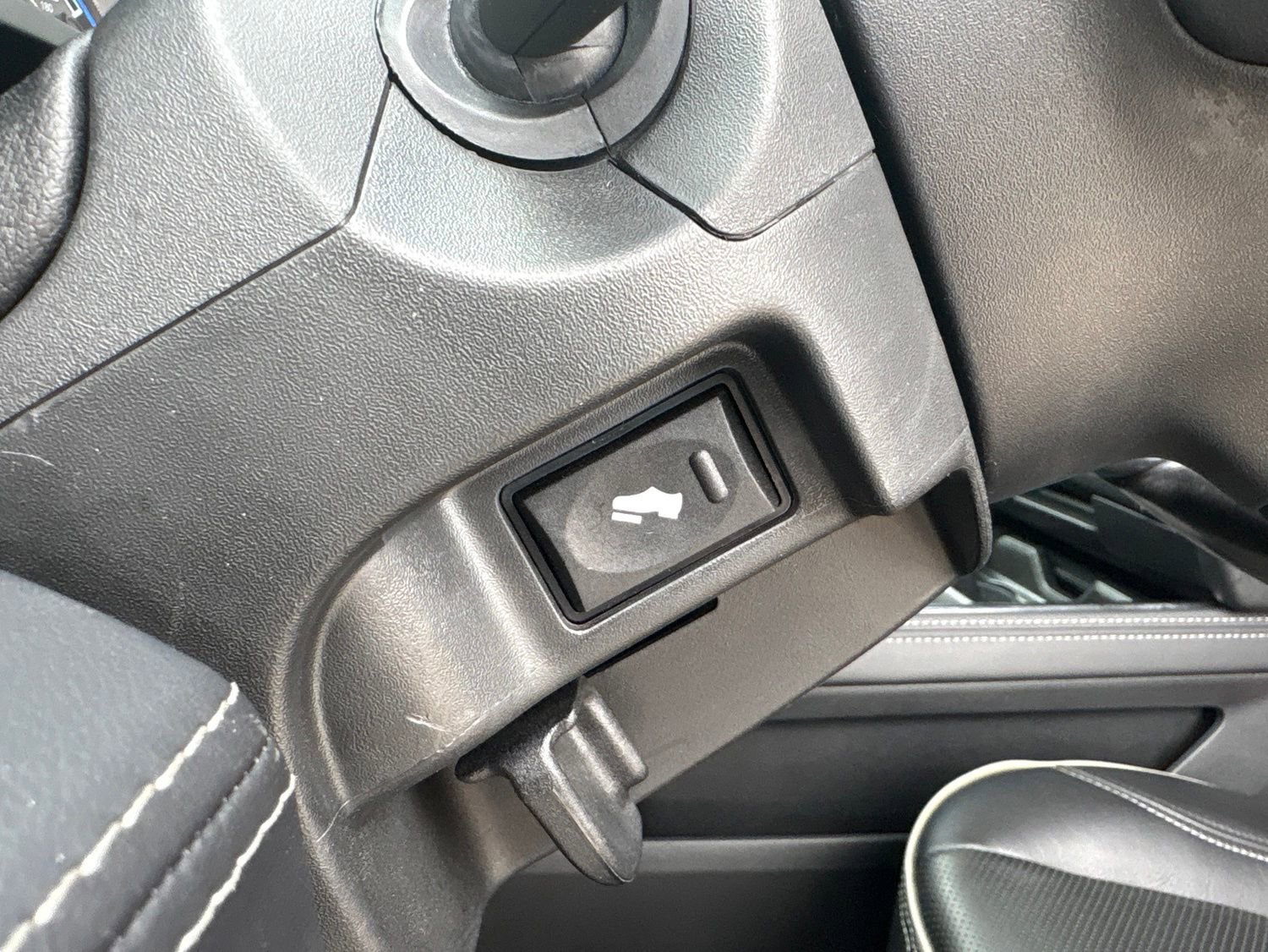 Used 2022 RAM 2500 Limited w/ Night Edition AWD/4WD image 15