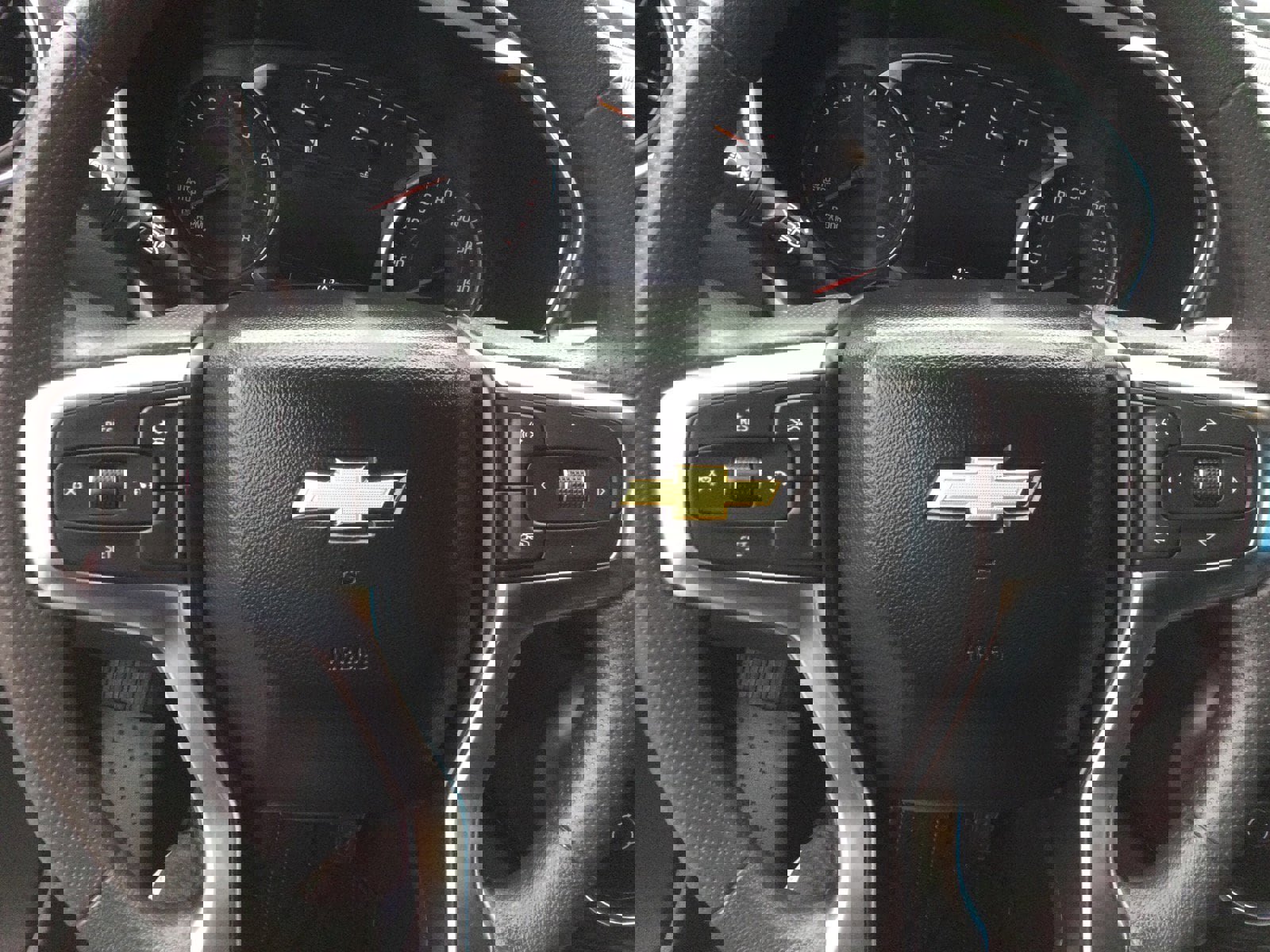 Used 2025 Chevrolet Blazer LT w/ Convenience Package image 16