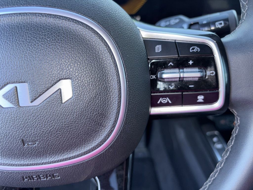 Used 2024 Kia Sorento S FWD image 15