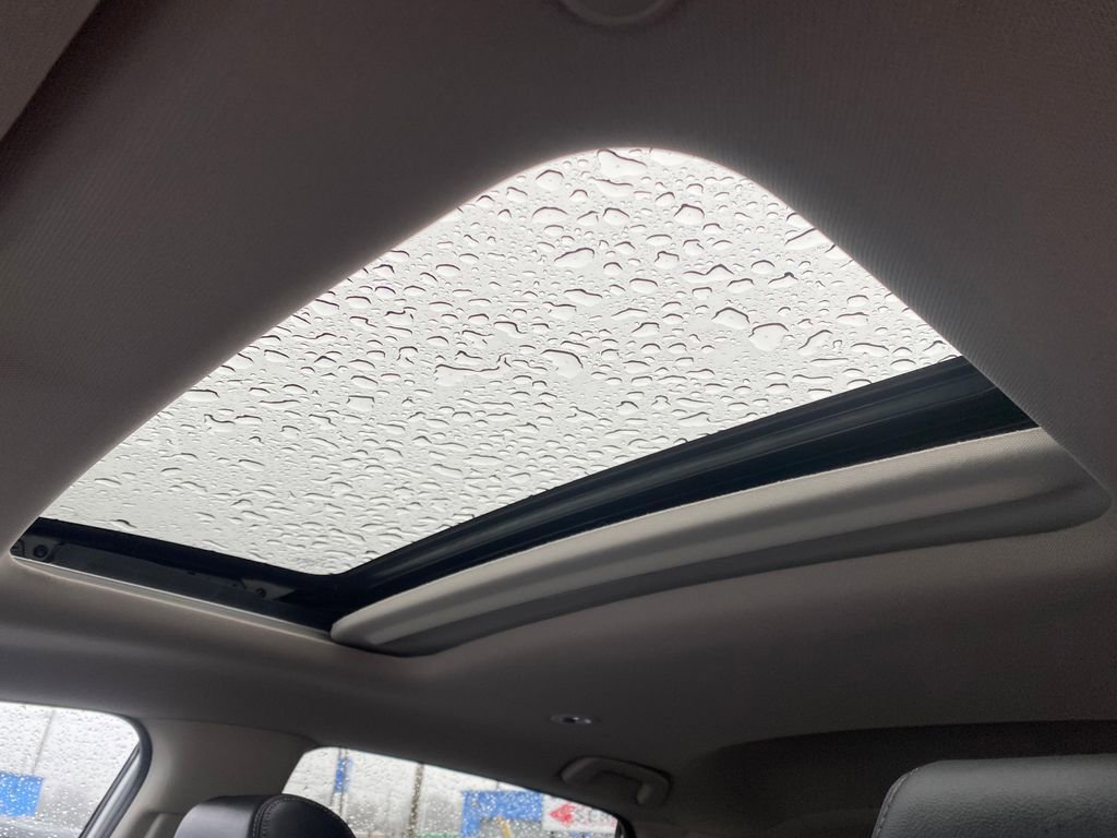 Used 2024 Honda HR-V EX-L image 12