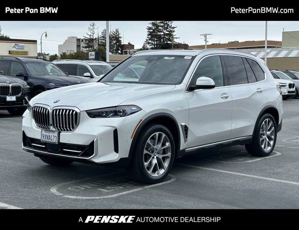 Used 2026 BMW X5 sDrive40i w/ Parking Assistance Package RWD image 1