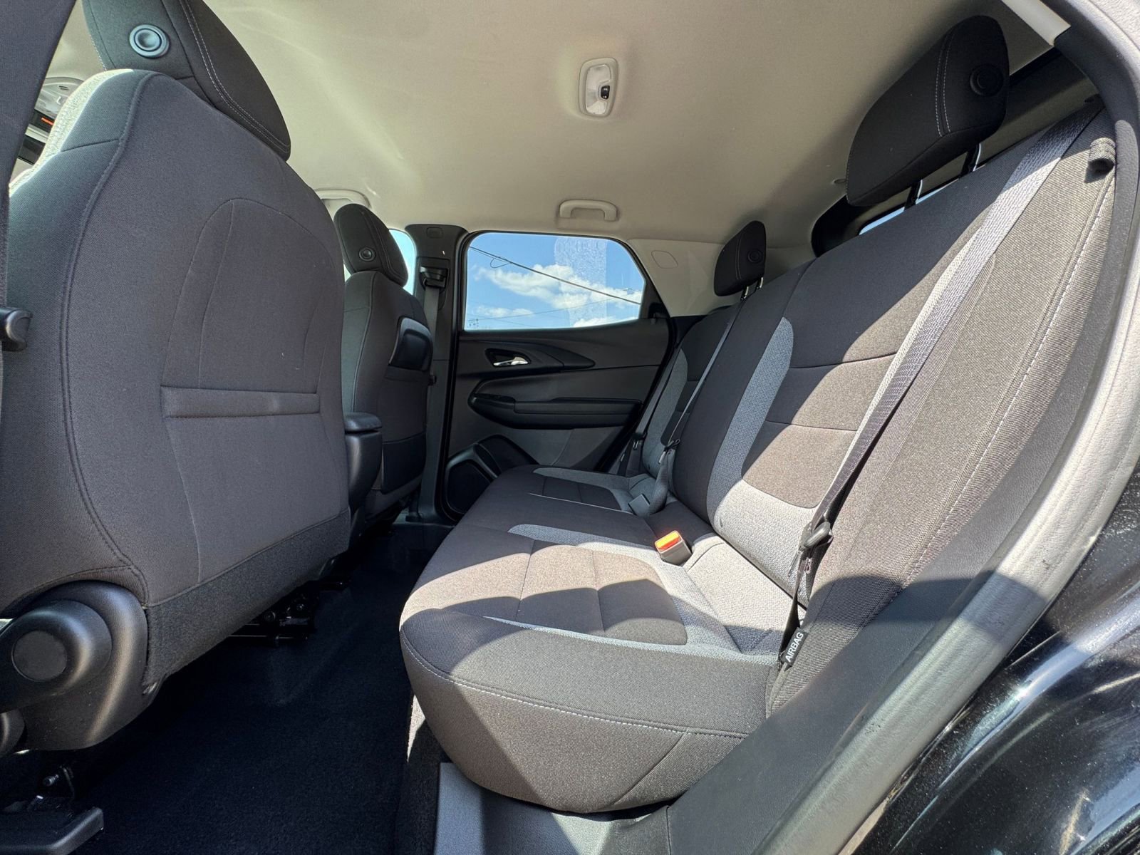 Used 2025 Chevrolet TrailBlazer LT FWD image 22