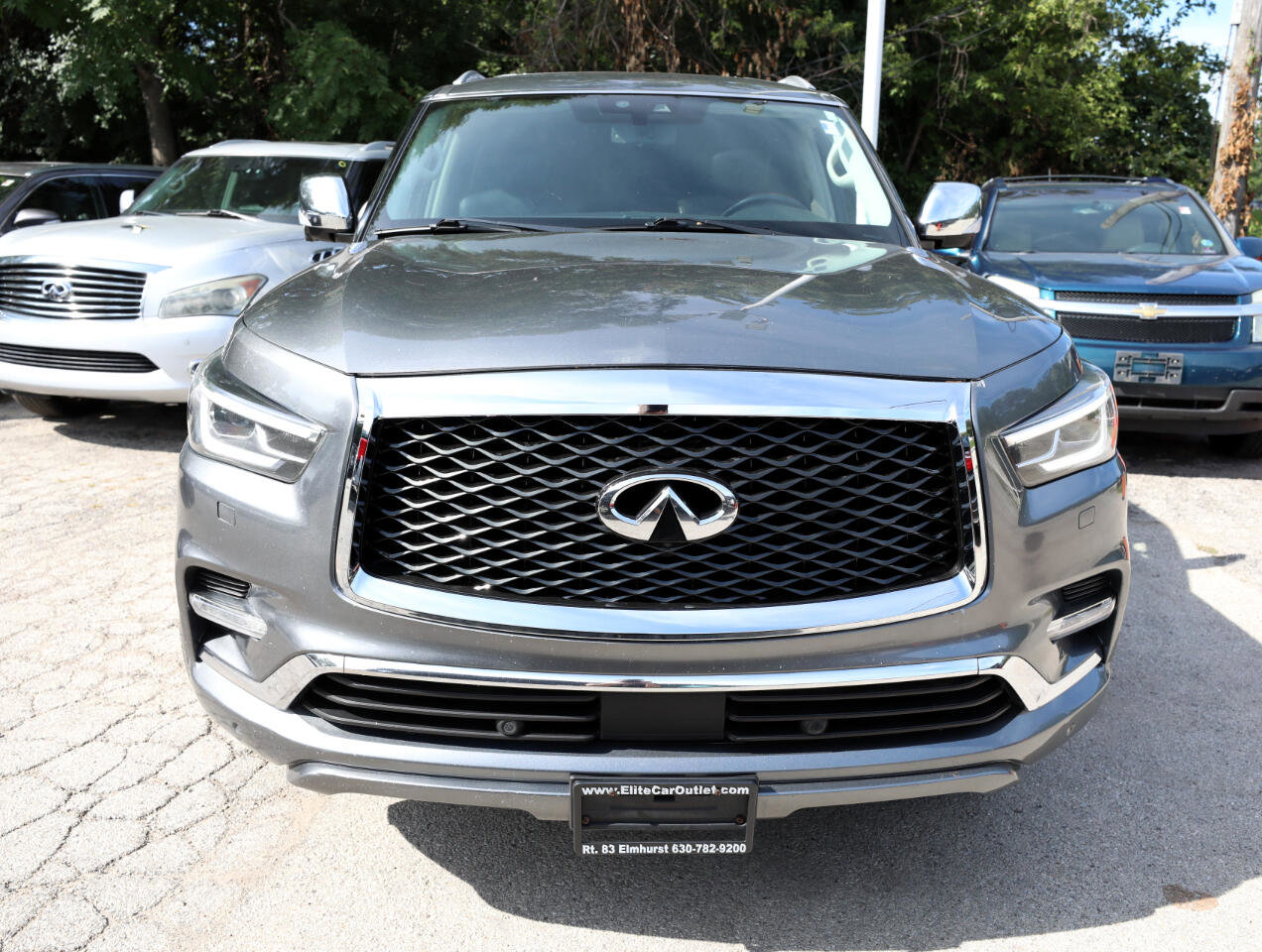 Used 2018 INFINITI QX80 4WD w/ Deluxe Technology Package image 3