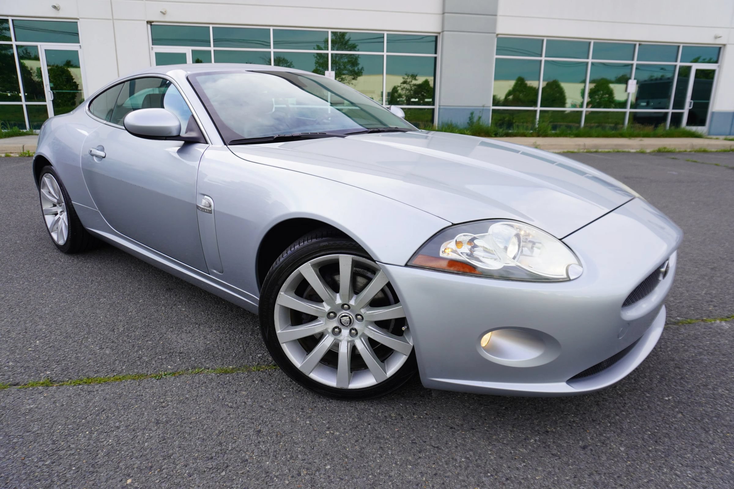 Used 2008 Jaguar XK Coupe RWD image 1