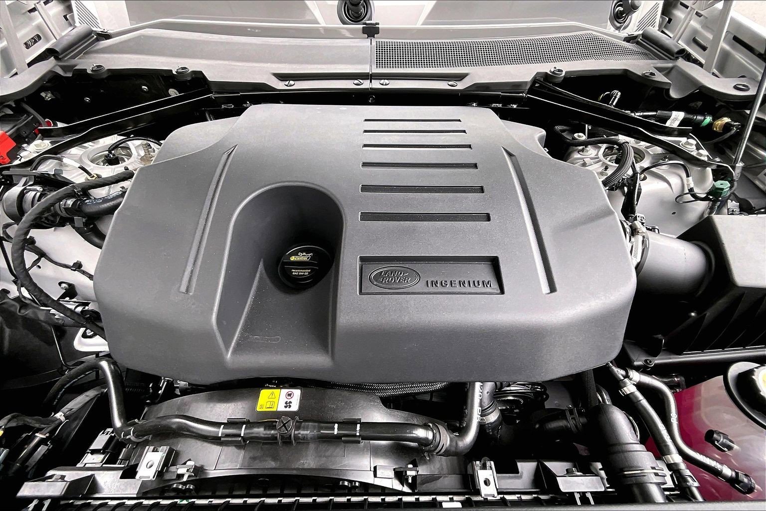 New 2026 Land Rover Defender 110 X-Dynamic SE image 11