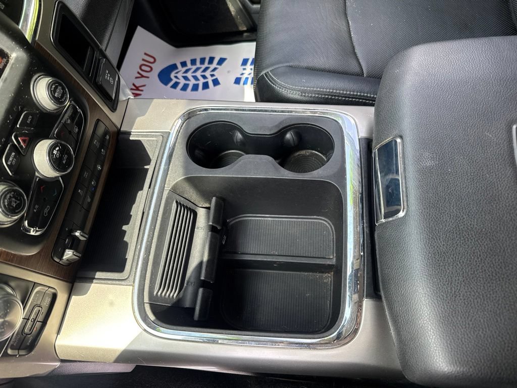 Used 2017 RAM 1500 Laramie AWD/4WD image 32