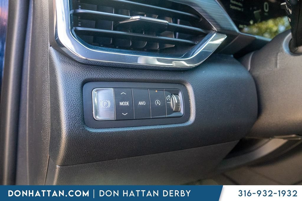 Used 2025 GMC Acadia Elevation AWD/4WD image 16