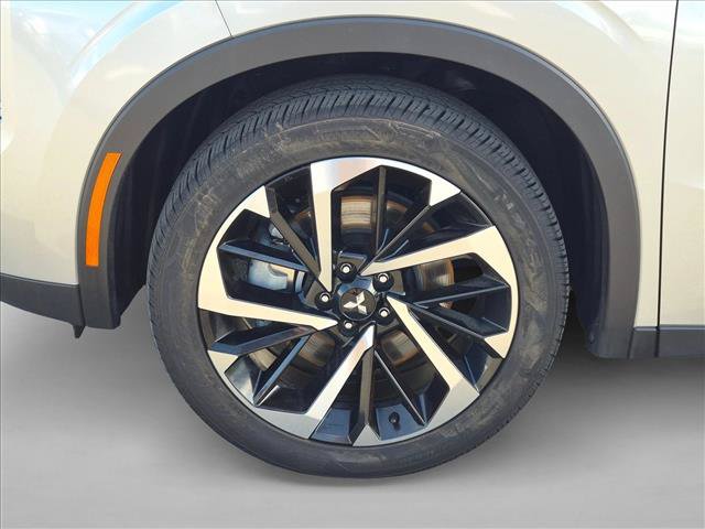 Used 2024 Mitsubishi Outlander SE FWD image 21