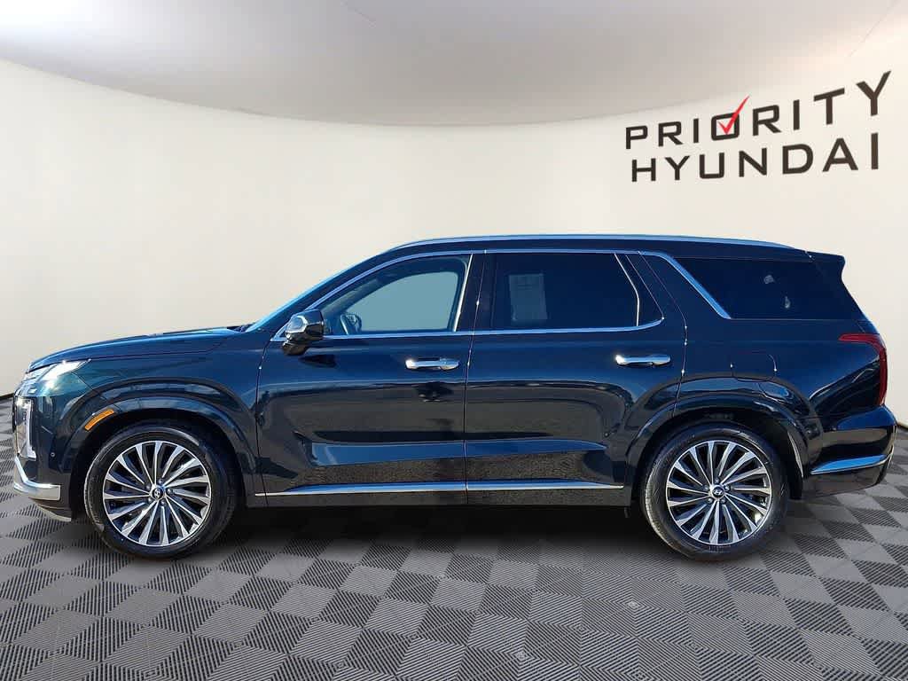 Used 2024 Hyundai Palisade Calligraphy image 7