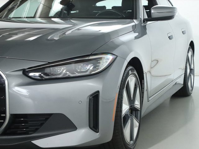 Used 2024 BMW i4 xDrive40i w/ Convenience Package AWD/4WD image 5