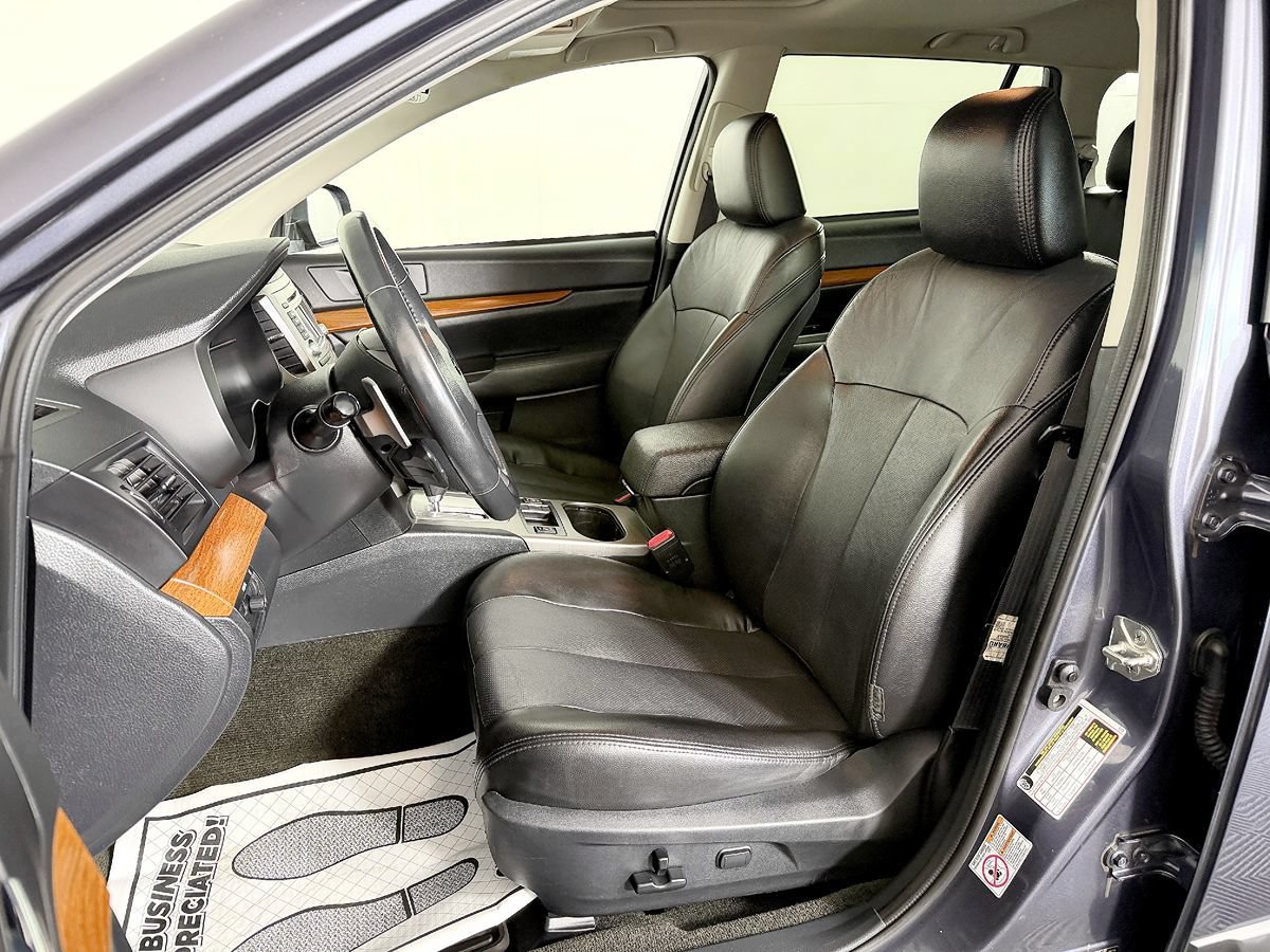 Used 2014 Subaru Outback 2.5i Limited w/ Moonroof Package AWD/4WD image 35