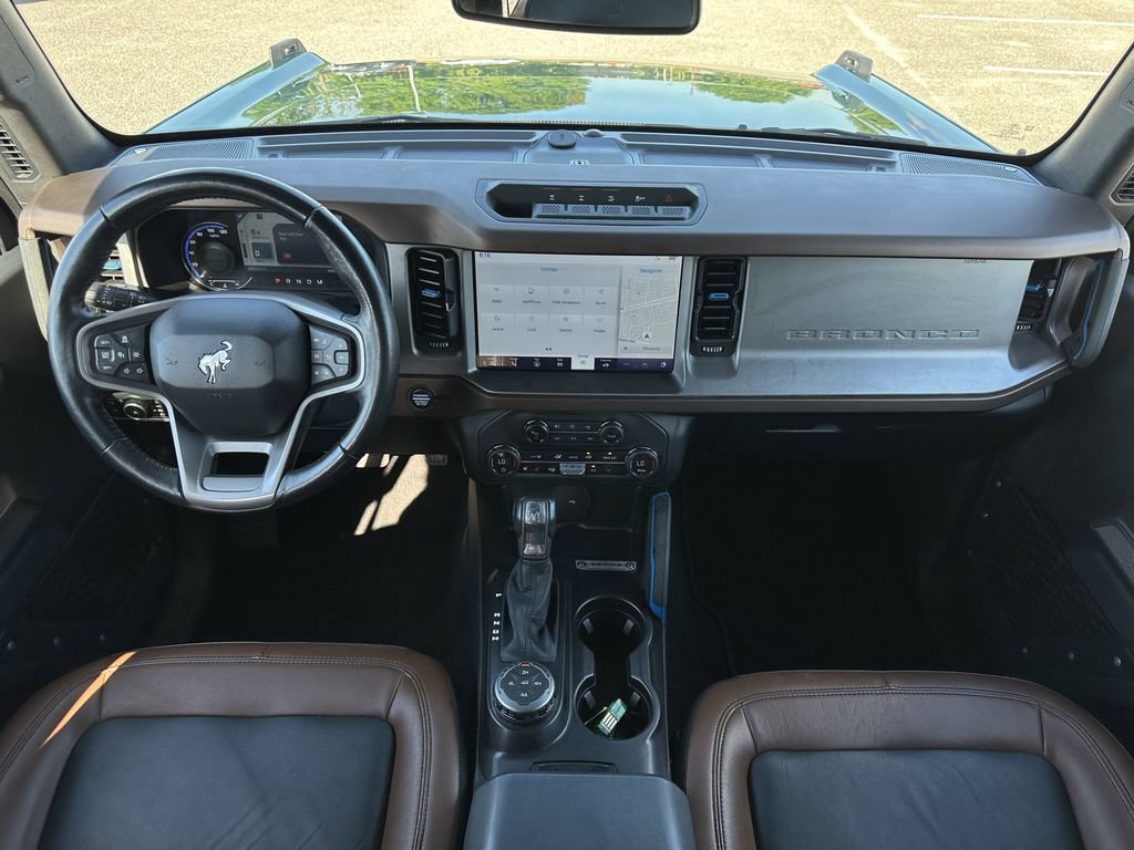 Used 2023 Ford Bronco Outer Banks w/ Sasquatch Package AWD/4WD image 14