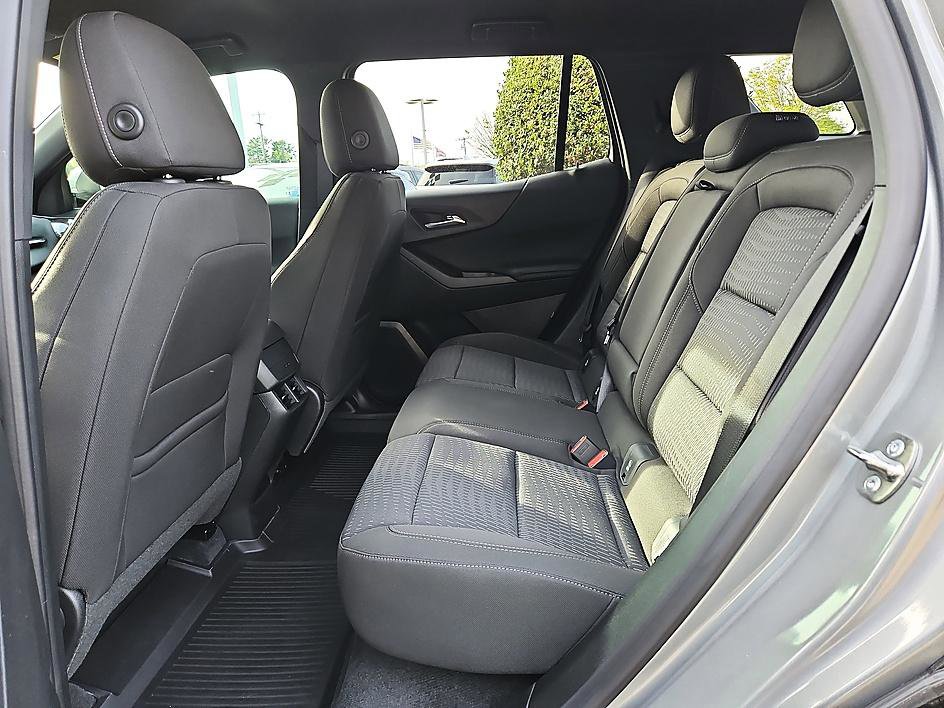 New 2026 Chevrolet Equinox LT w/ LPO, Floor Liner Package FWD image 10
