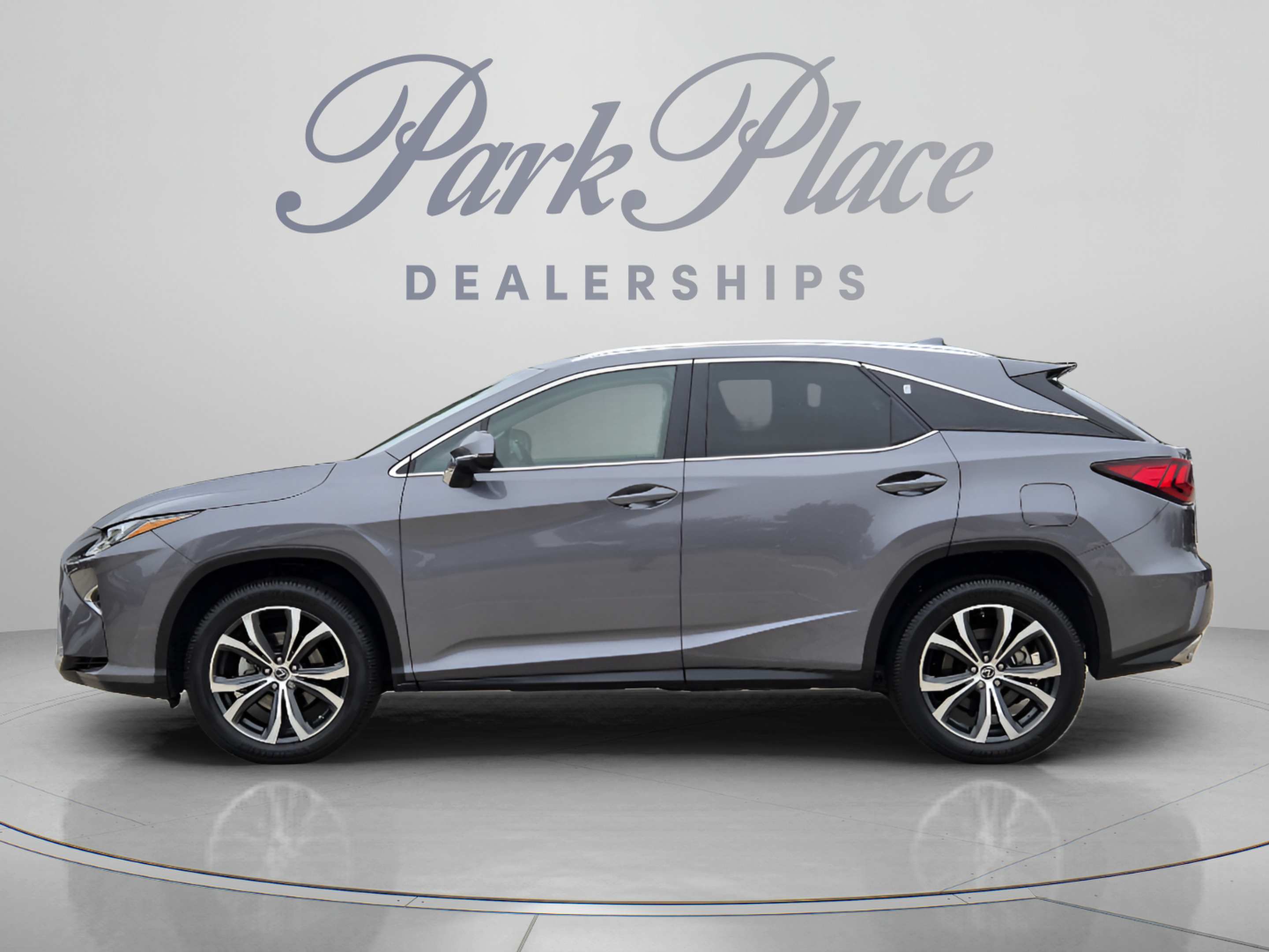 Used 2019 Lexus RX 350 FWD w/ Navigation Package image 3