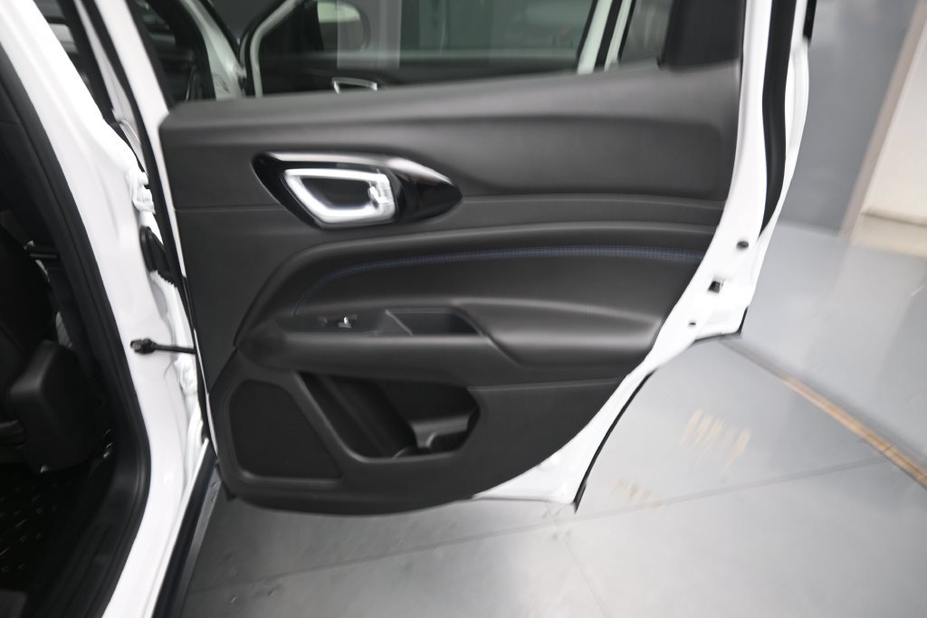 New 2027 Jeep Compass Limited AWD/4WD image 14