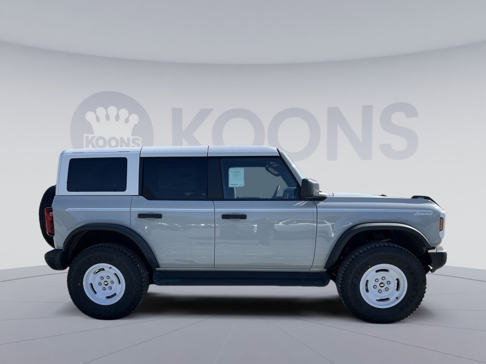 New 2026 Ford Bronco Heritage Edition image 8