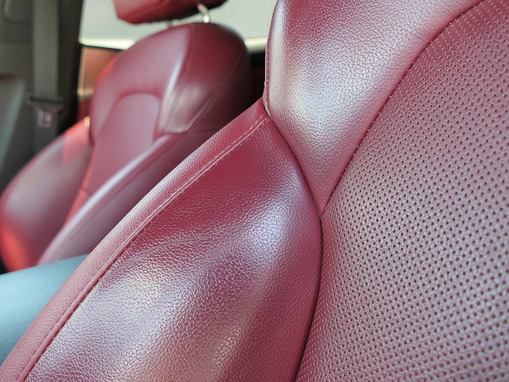 Used 2022 Kia Stinger GT1 w/ Red Interior Color Package RWD image 11