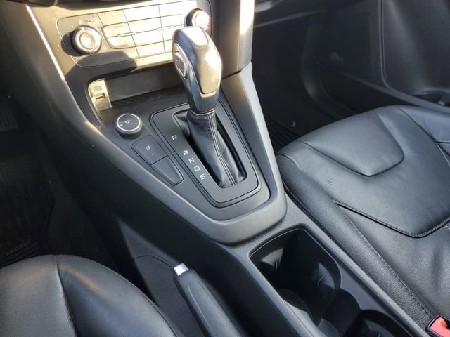Used 2016 Ford Focus SE w/ Equipment Group 201A FWD image 27