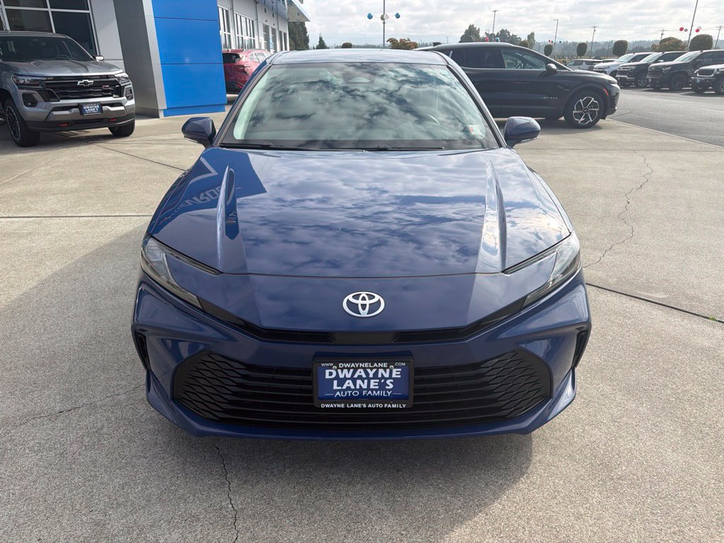 Used 2025 Toyota Camry LE FWD image 9