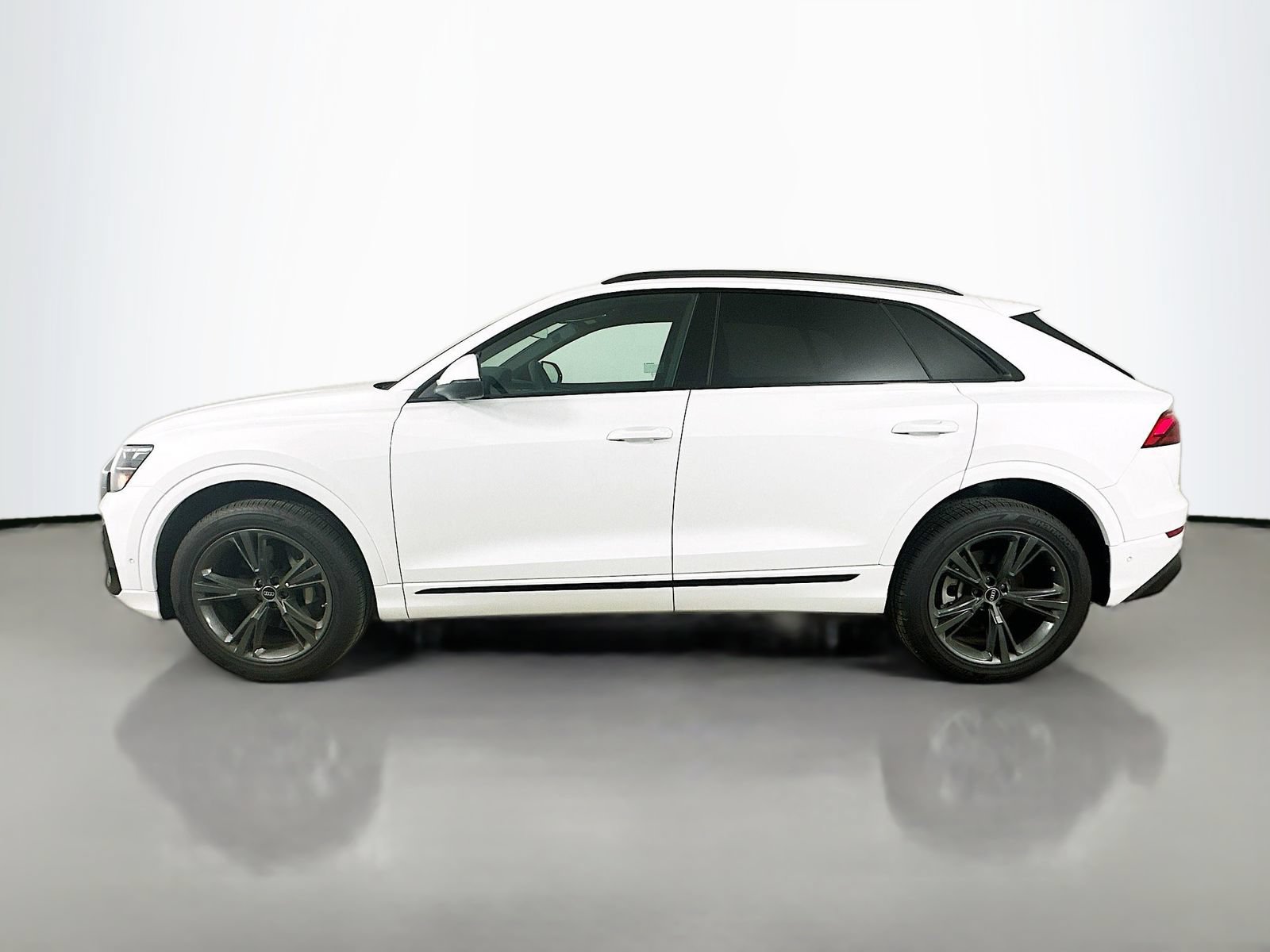 New 2026 Audi Q8 Premium AWD/4WD image 8