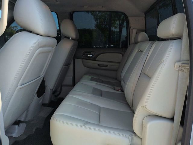 Used 2013 Chevrolet Silverado 2500 LTZ w/ LTZ Plus Package AWD/4WD image 17