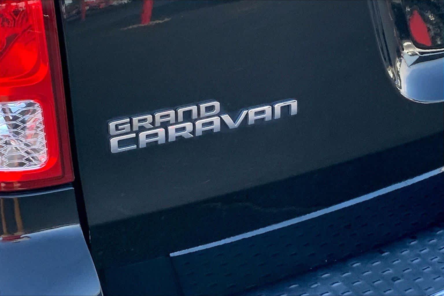 Used 2019 Dodge Grand Caravan SXT FWD image 10