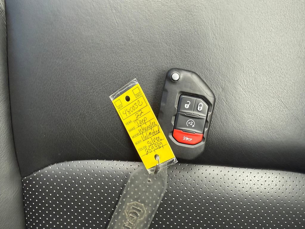 Used 2022 Jeep Wrangler Unlimited Rubicon w/ LED Lighting Group image 30