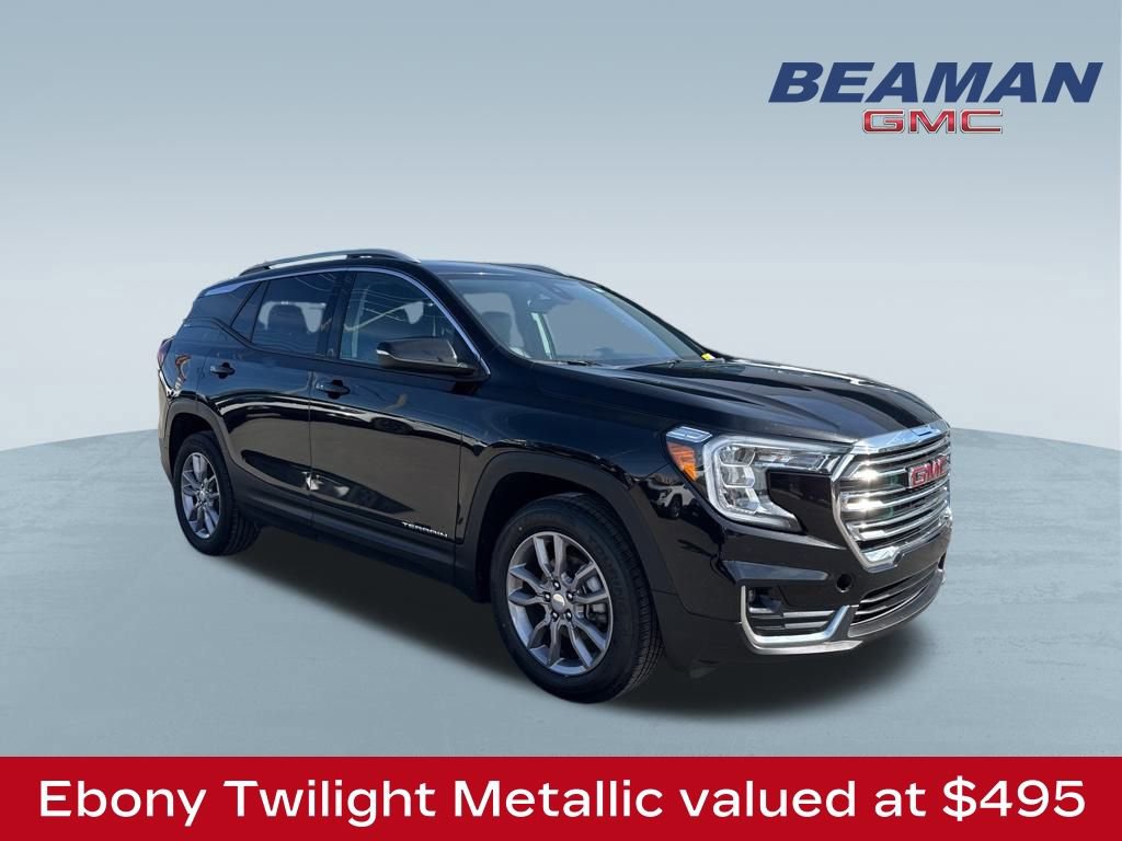 Used 2024 GMC Terrain SLT image 1