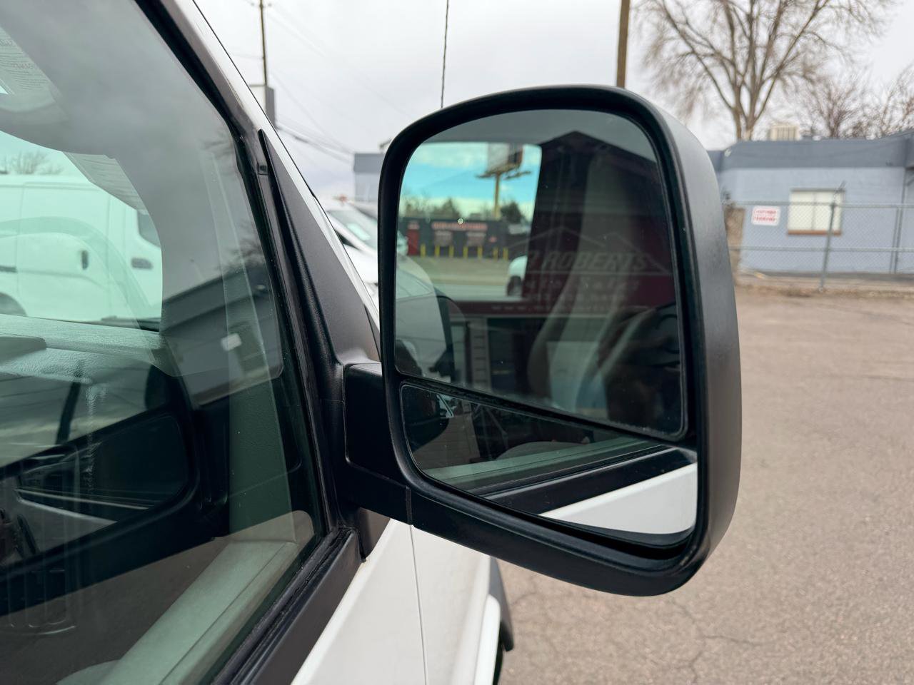 Used 2011 Chevrolet Express 1500 AWD image 26