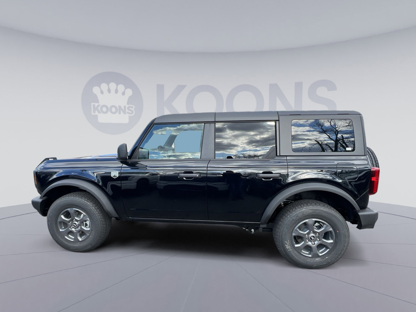 New 2025 Ford Bronco Big Bend image 2