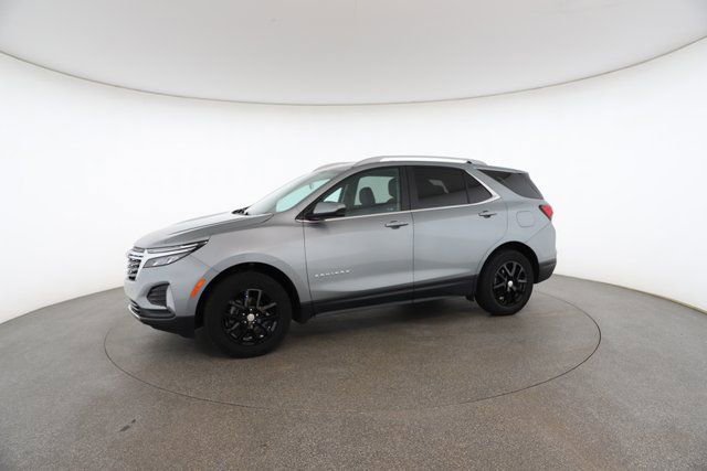 Used 2023 Chevrolet Equinox LT w/ Driver Convenience Package image 4