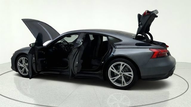 Used 2023 Audi e-tron GT Premium Plus AWD/4WD image 17