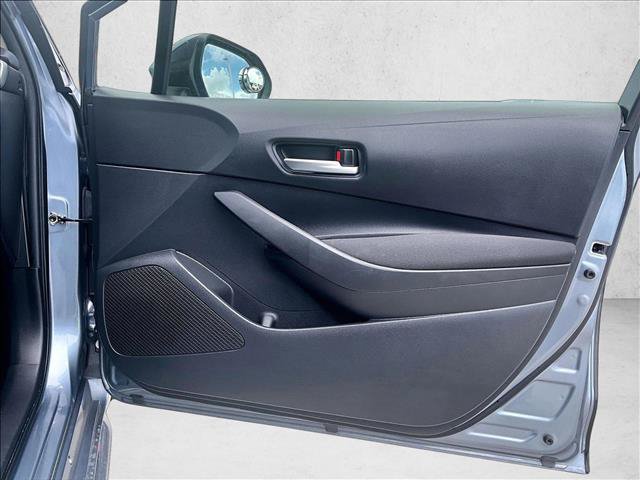 Used 2020 Toyota Corolla LE FWD image 19