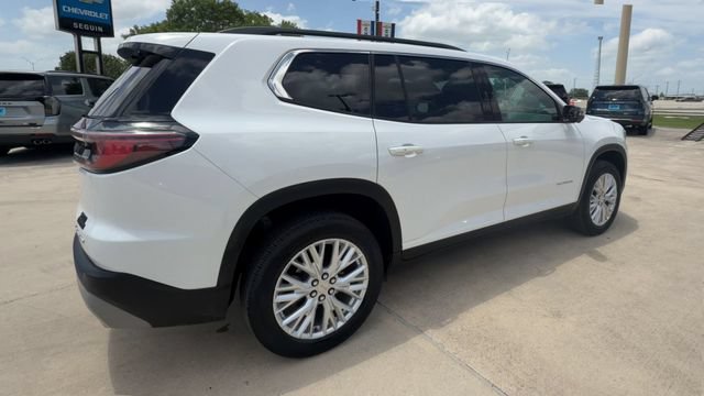 Certified 2026 GMC Acadia Elevation w/ Elevation Premium Package FWD image 8
