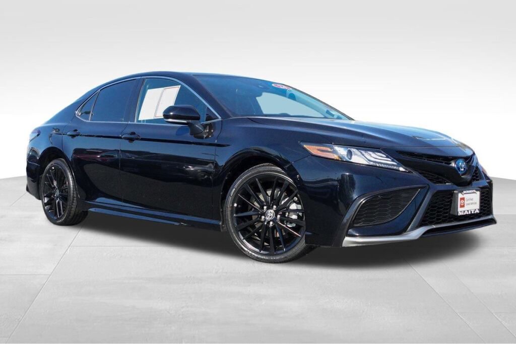 Certified 2024 Toyota Camry XSE video 2