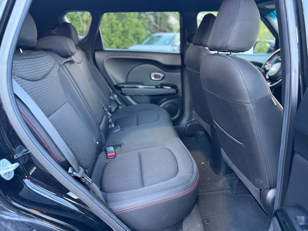 Used 2016 Kia Soul + w/ Tarmac Special Edition FWD image 23