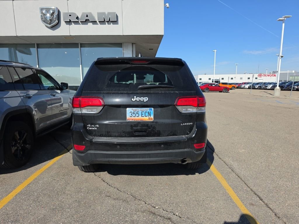 Used 2022 Jeep Grand Cherokee Laredo E image 6