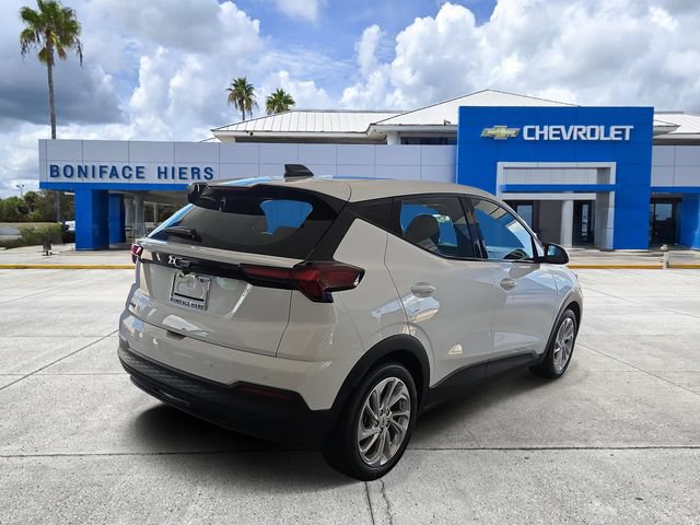 New 2027 Chevrolet Bolt LT FWD image 4