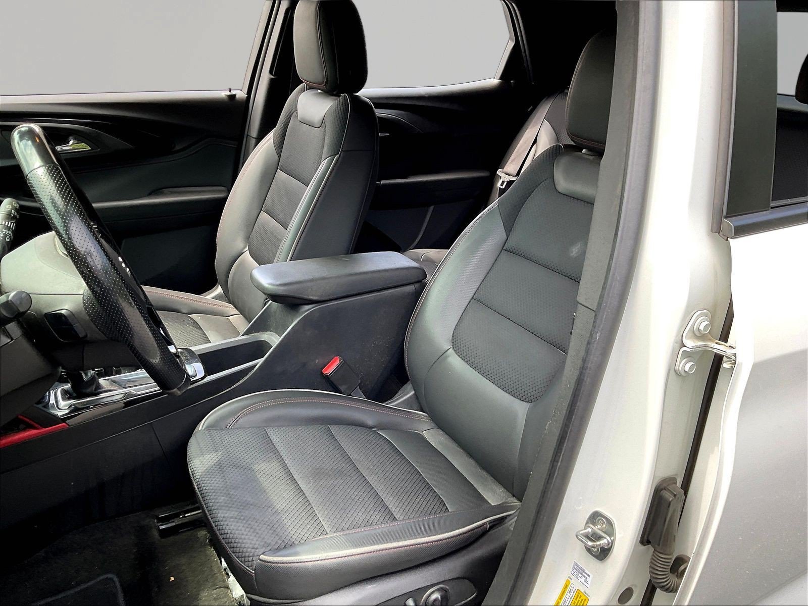 Used 2023 Chevrolet TrailBlazer RS w/ Convenience Package FWD image 20