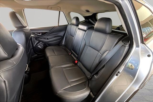 Used 2020 Subaru Outback Limited w/ Popular Package #2 image 16