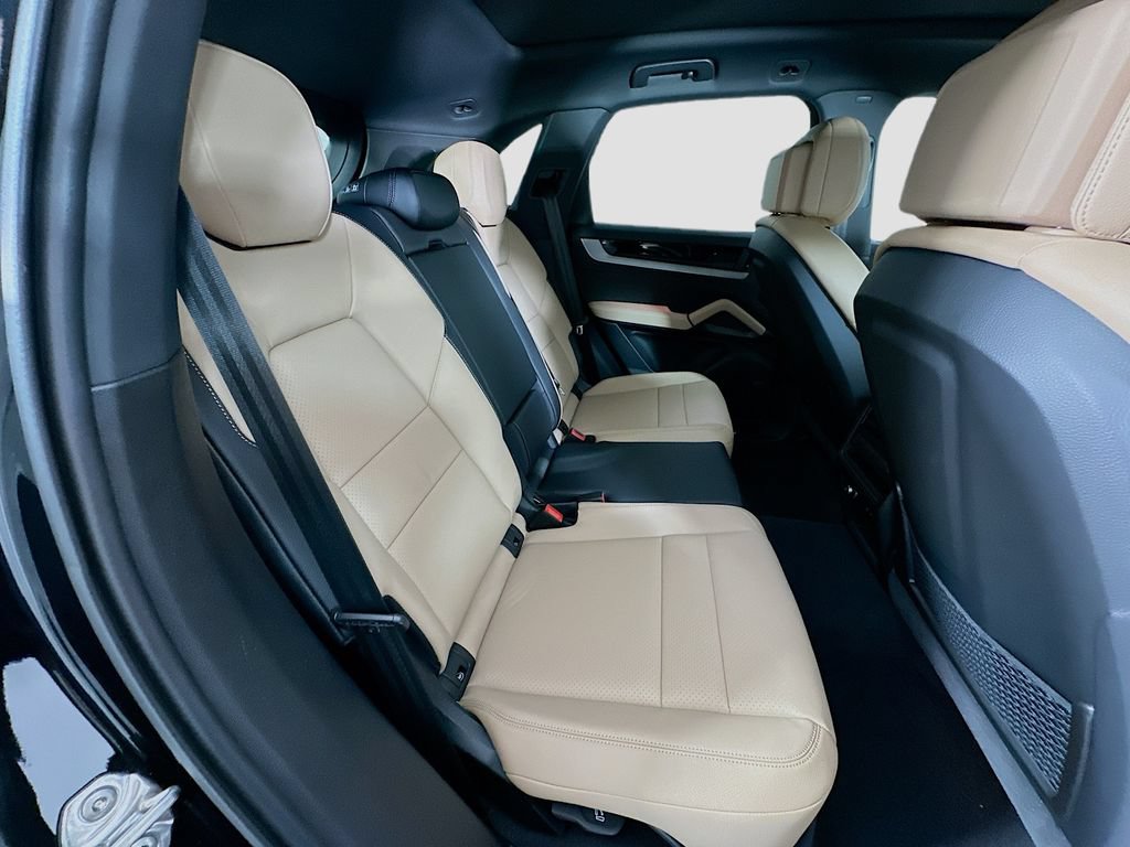 New 2026 Porsche Cayenne AWD/4WD image 29