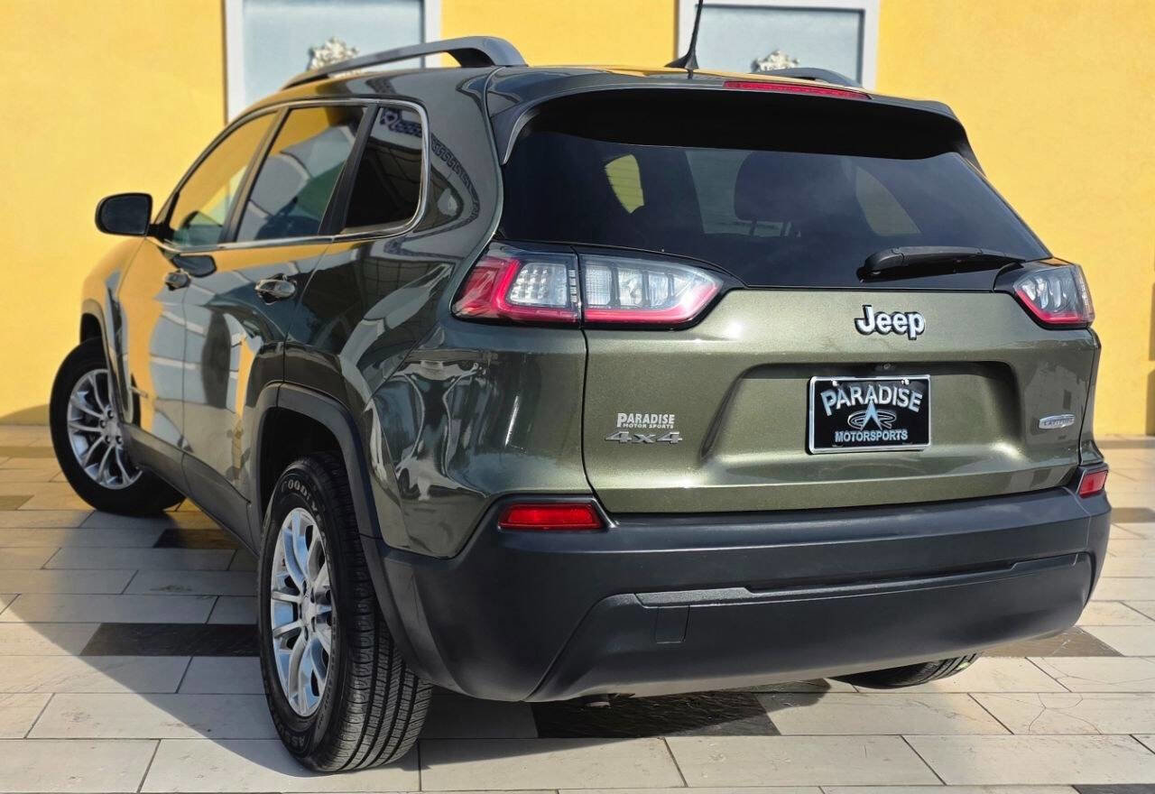 Used 2019 Jeep Cherokee Latitude Plus w/ Comfort/Convenience Group image 4