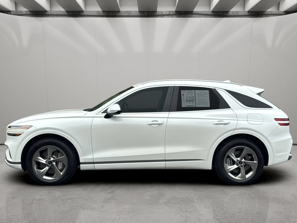 Certified 2026 Genesis GV70 2.5T AWD/4WD image 2
